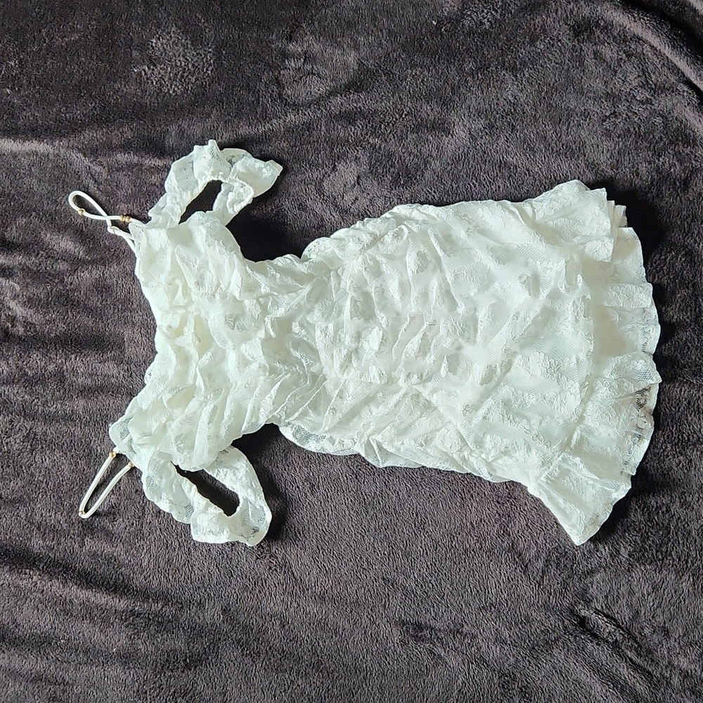 White lace off the shoulder dress S